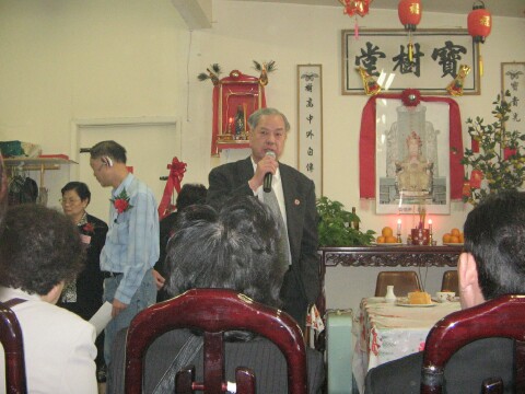 Chairman Kan
                Yu making his congratulatory speech